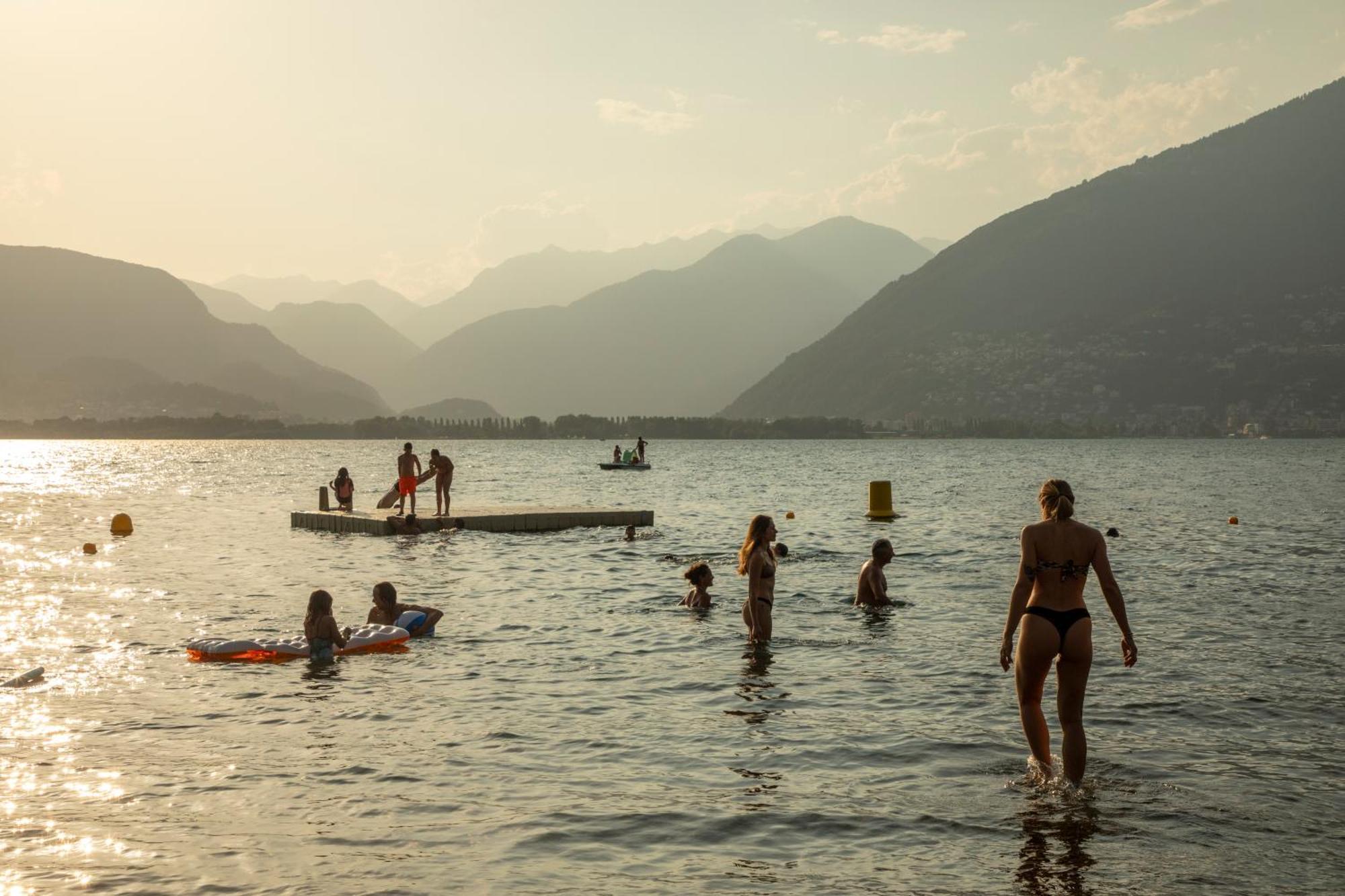Riva Beach Club I Boutique Hotel I Restaurant Gambarogno Kültér fotó